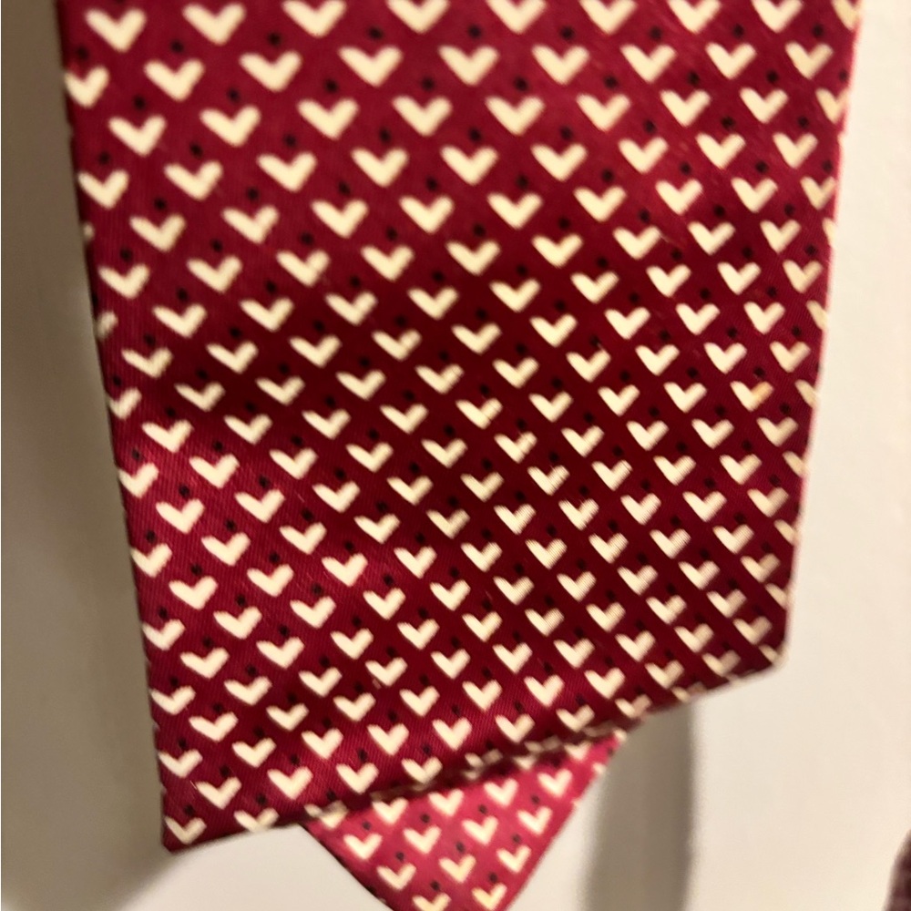 Dior Burgundy Heart Motif silk VTG Tie - Picture 4 of 7